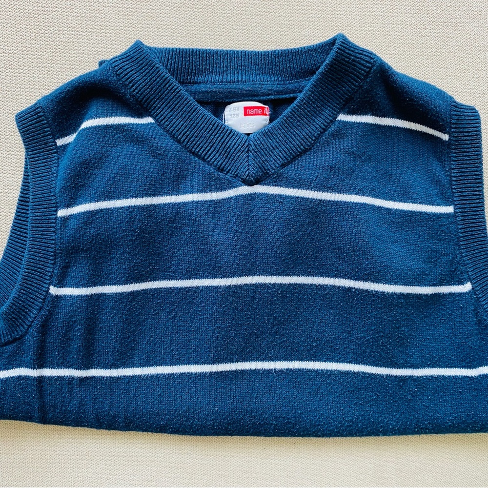 A blue nice „Name It“ sleeveless shirt